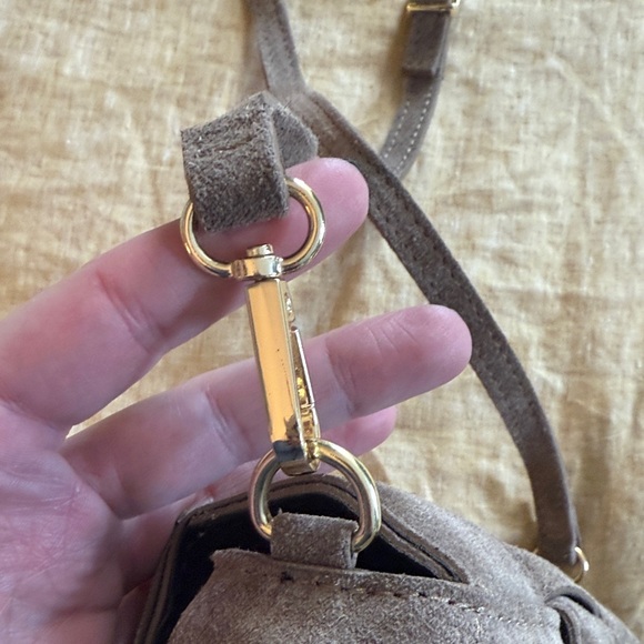 Viola Castellani Made in Italy woven leather cassette crossbody - Picture 17 of 17